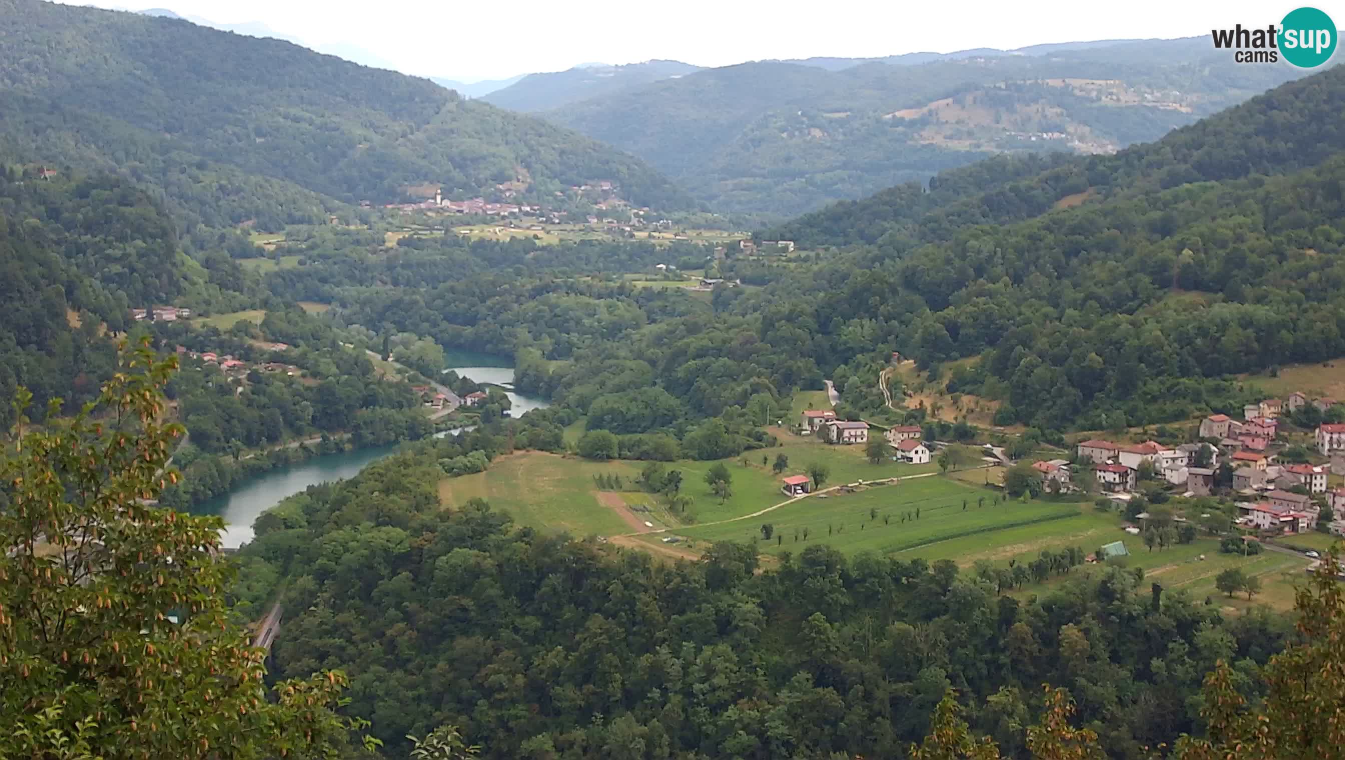 Web kamera Kanal ob Soči – Pogled na rijeku Soču, Ajbu, Bodrež i Ročinj