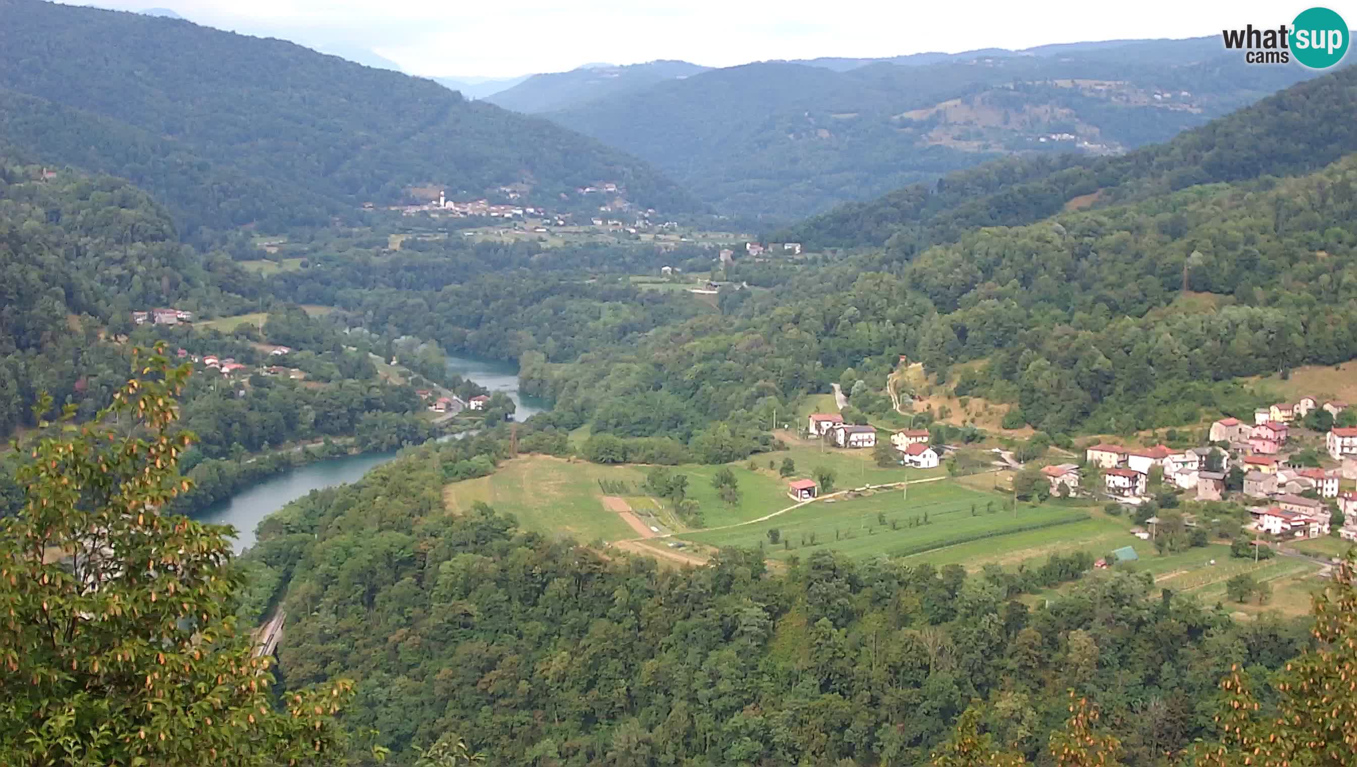 Web kamera Kanal ob Soči – Pogled na rijeku Soču, Ajbu, Bodrež i Ročinj
