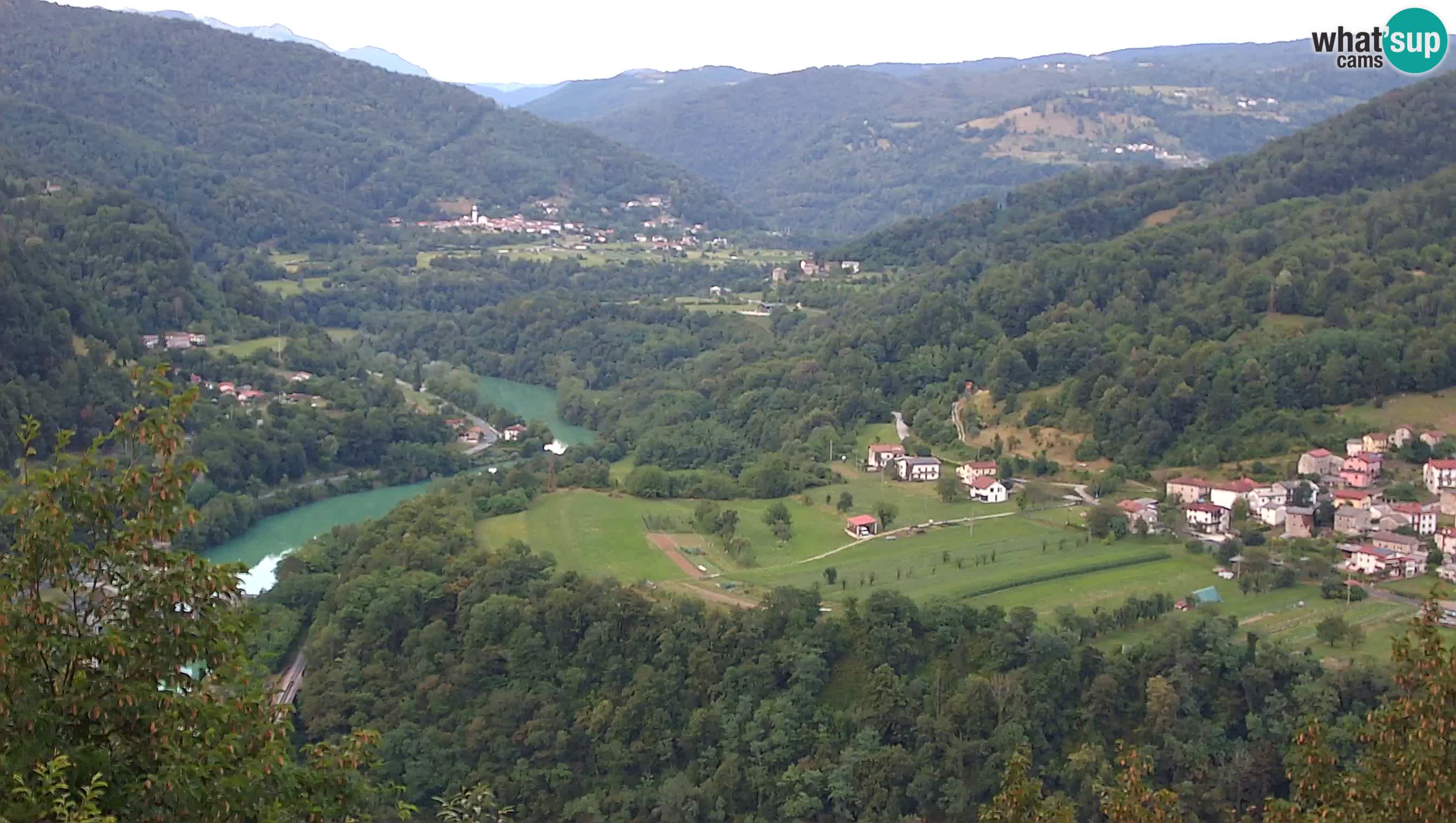 Spletna kamera Kanal ob Soči – pogled na Sočo, Ajbo, Bodrež in Ročinj