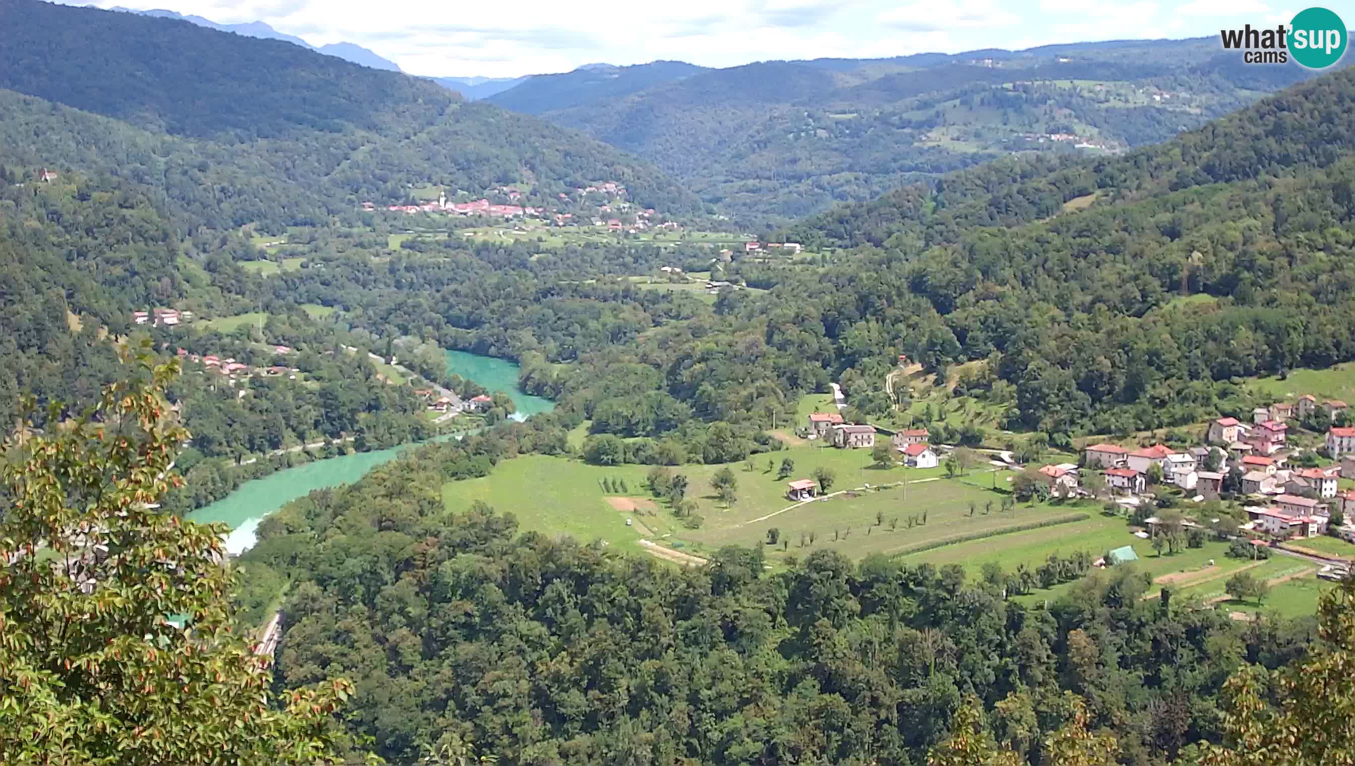 Web kamera Kanal ob Soči – Pogled na rijeku Soču, Ajbu, Bodrež i Ročinj