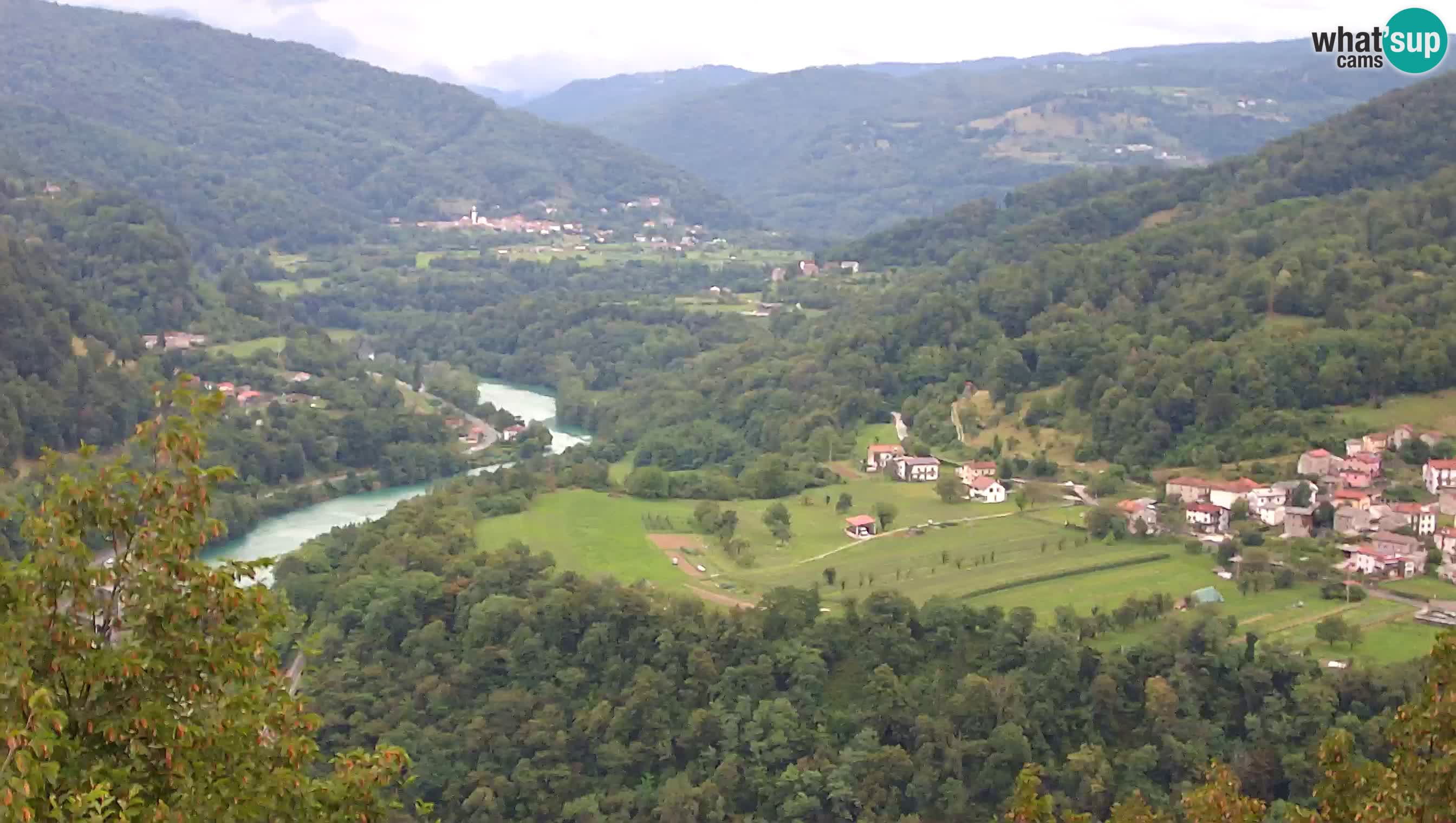 Spletna kamera Kanal ob Soči – pogled na Sočo, Ajbo, Bodrež in Ročinj