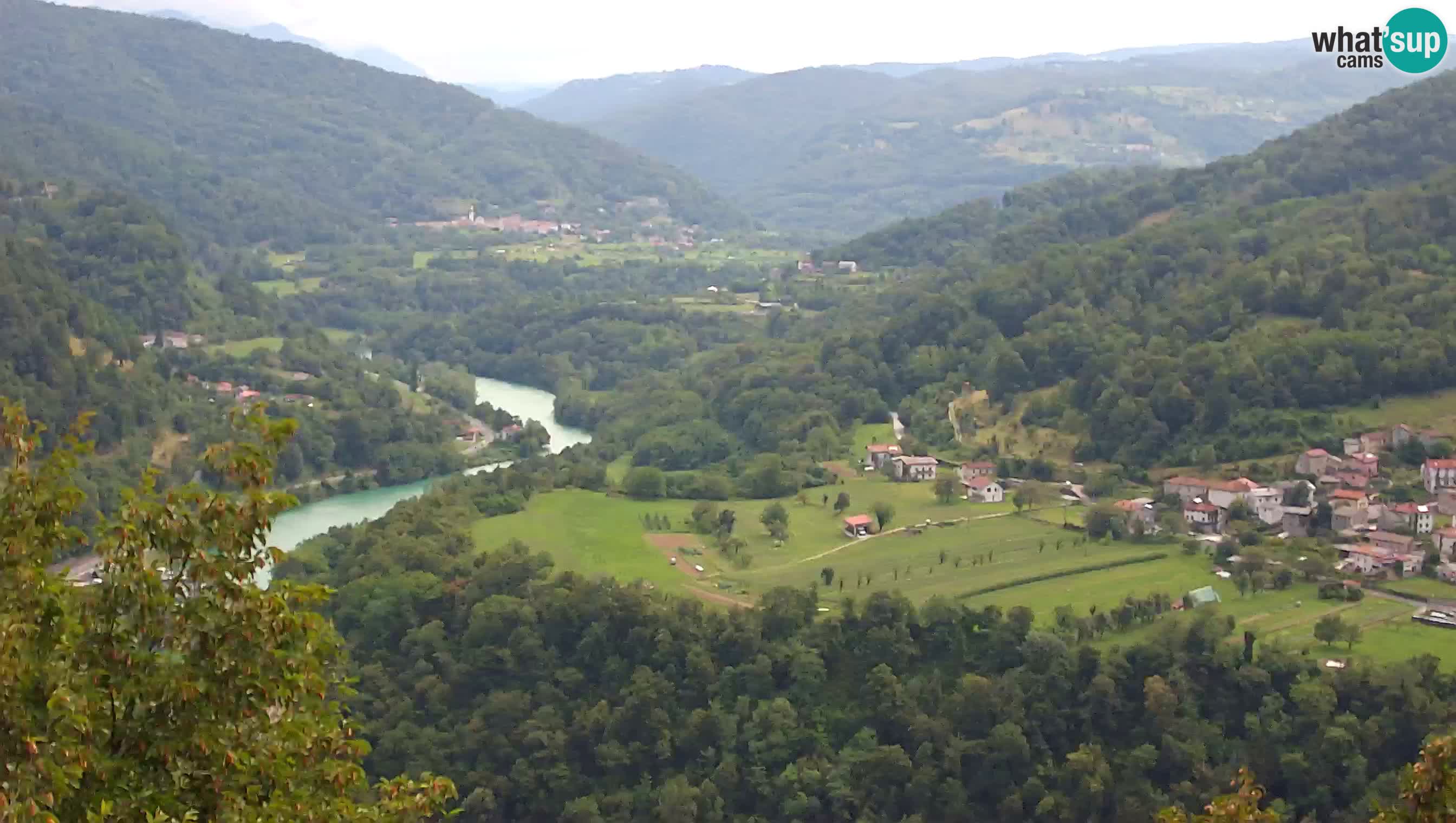 Camera en vivo Kanal ob Soči – Vue sur la rivière Soča, Ajba, Bodrež y Ročinj