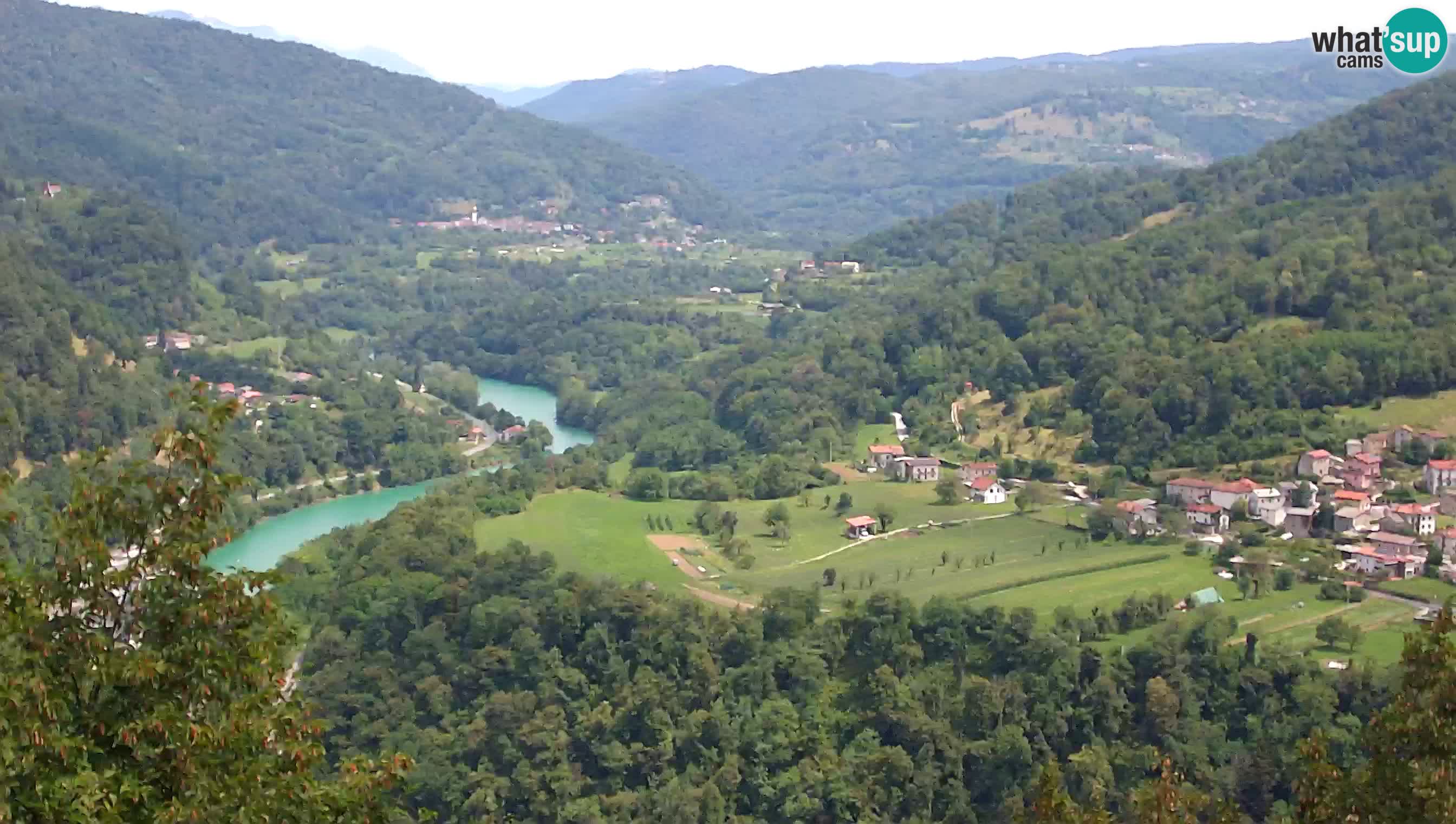 Web kamera Kanal ob Soči – Pogled na rijeku Soču, Ajbu, Bodrež i Ročinj