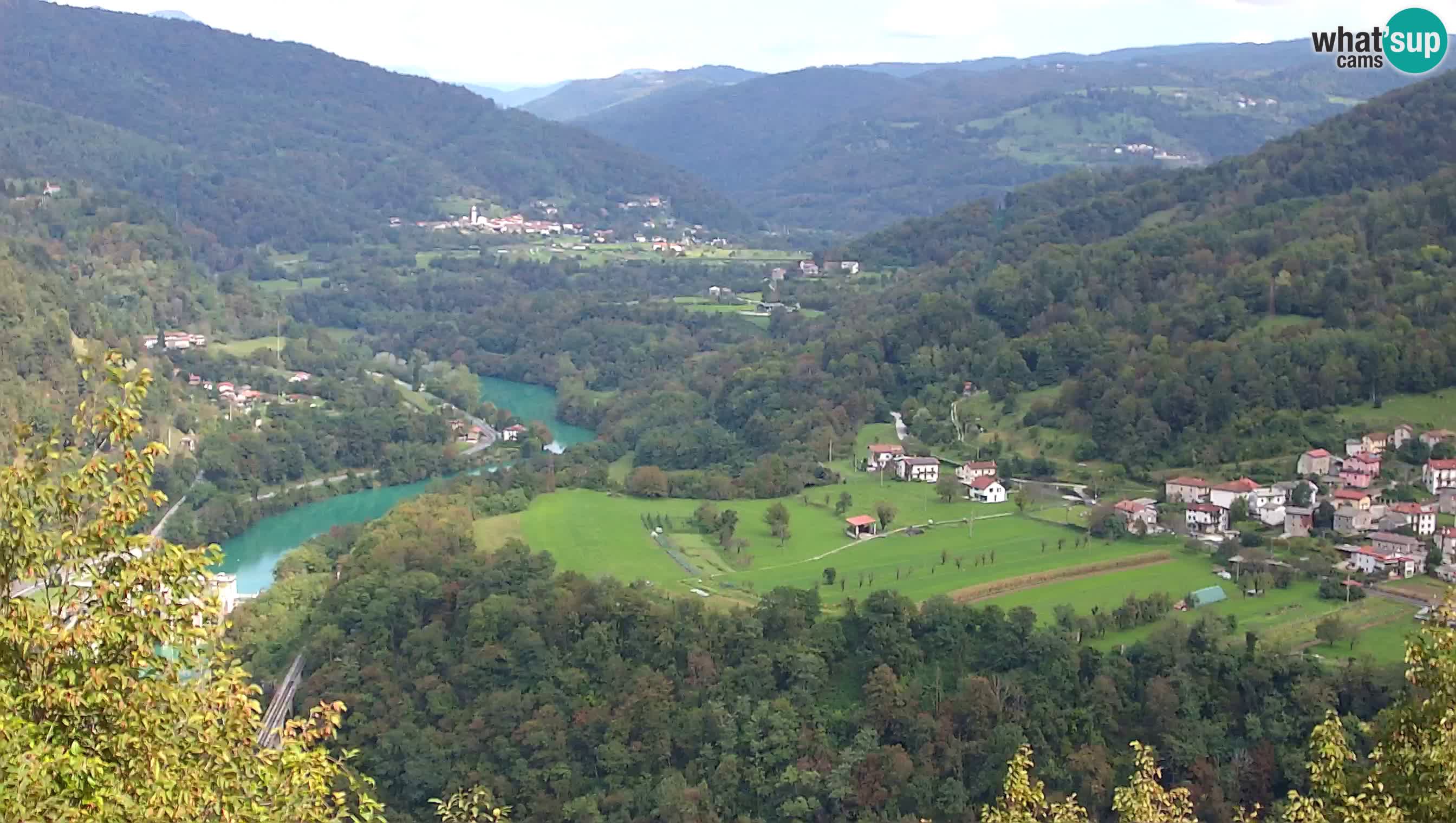 Spletna kamera Kanal ob Soči – pogled na Sočo, Ajbo, Bodrež in Ročinj