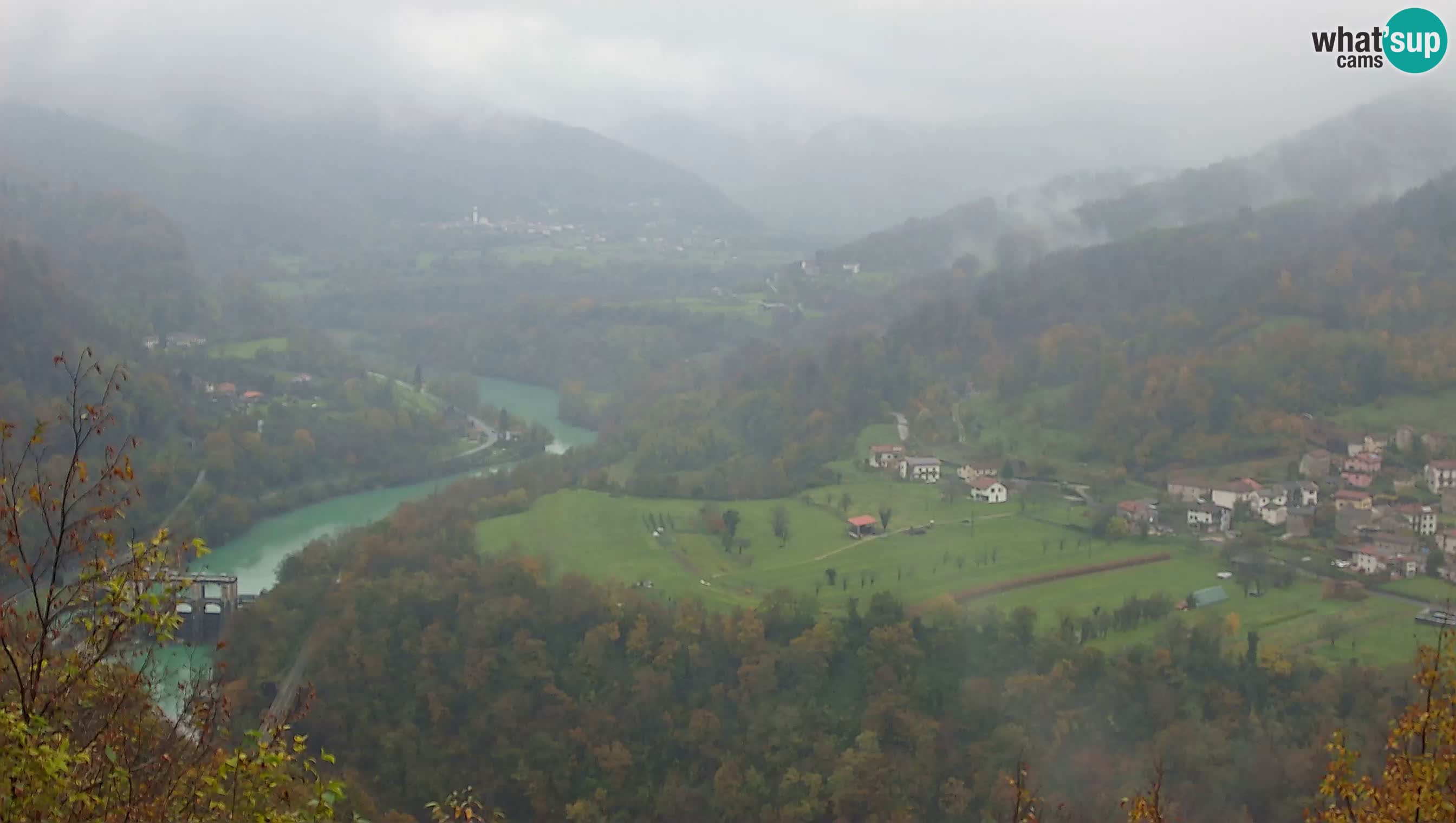 Spletna kamera Kanal ob Soči – pogled na Sočo, Ajbo, Bodrež in Ročinj