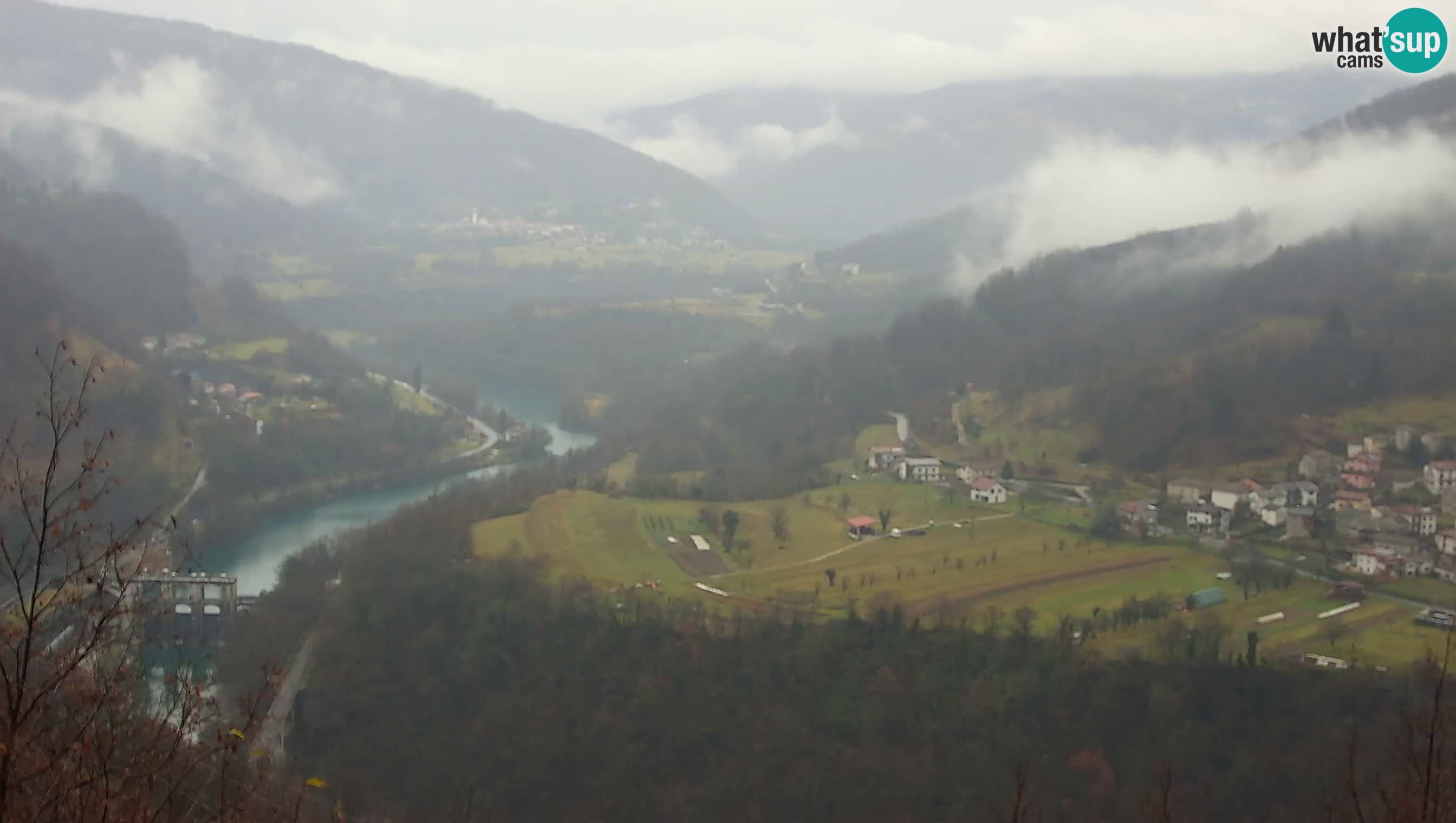 Camera en vivo Kanal ob Soči – Vue sur la rivière Soča, Ajba, Bodrež y Ročinj