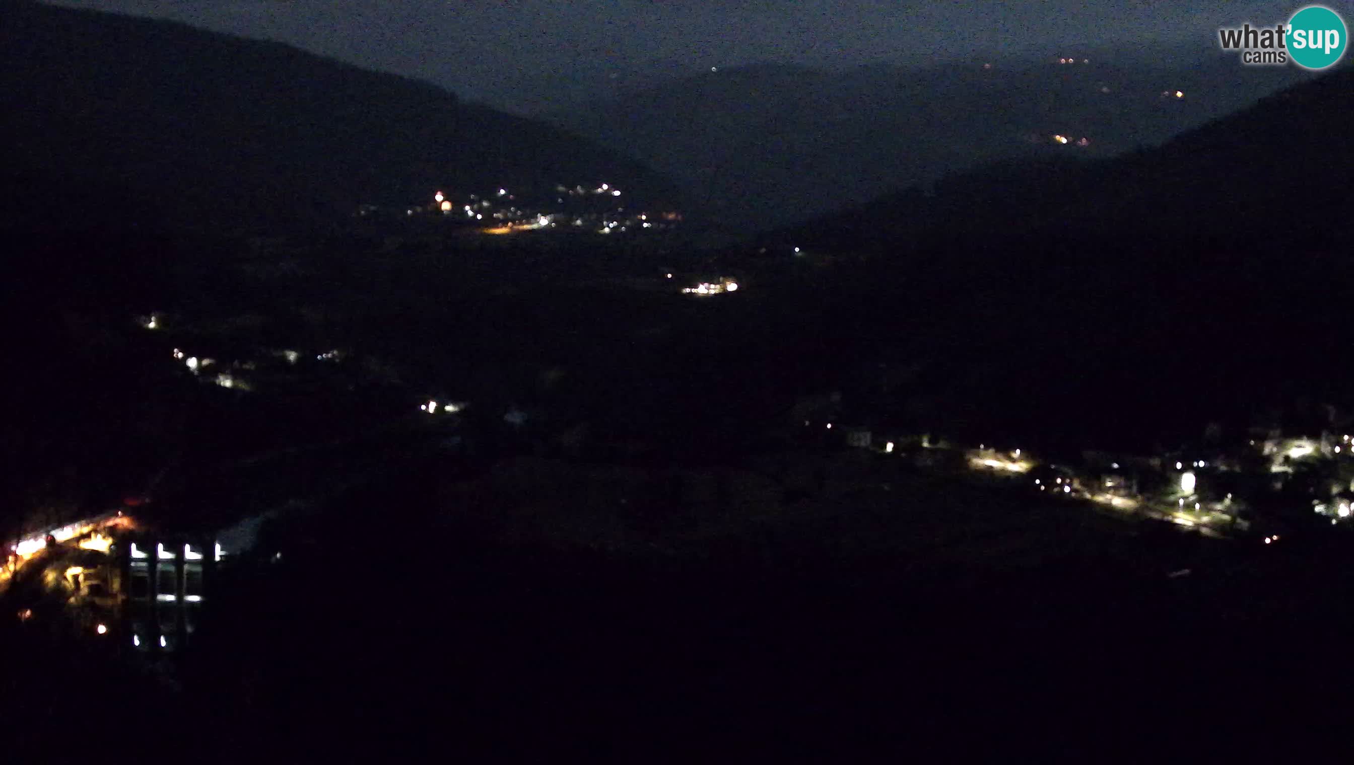 Web kamera Kanal ob Soči – Pogled na rijeku Soču, Ajbu, Bodrež i Ročinj