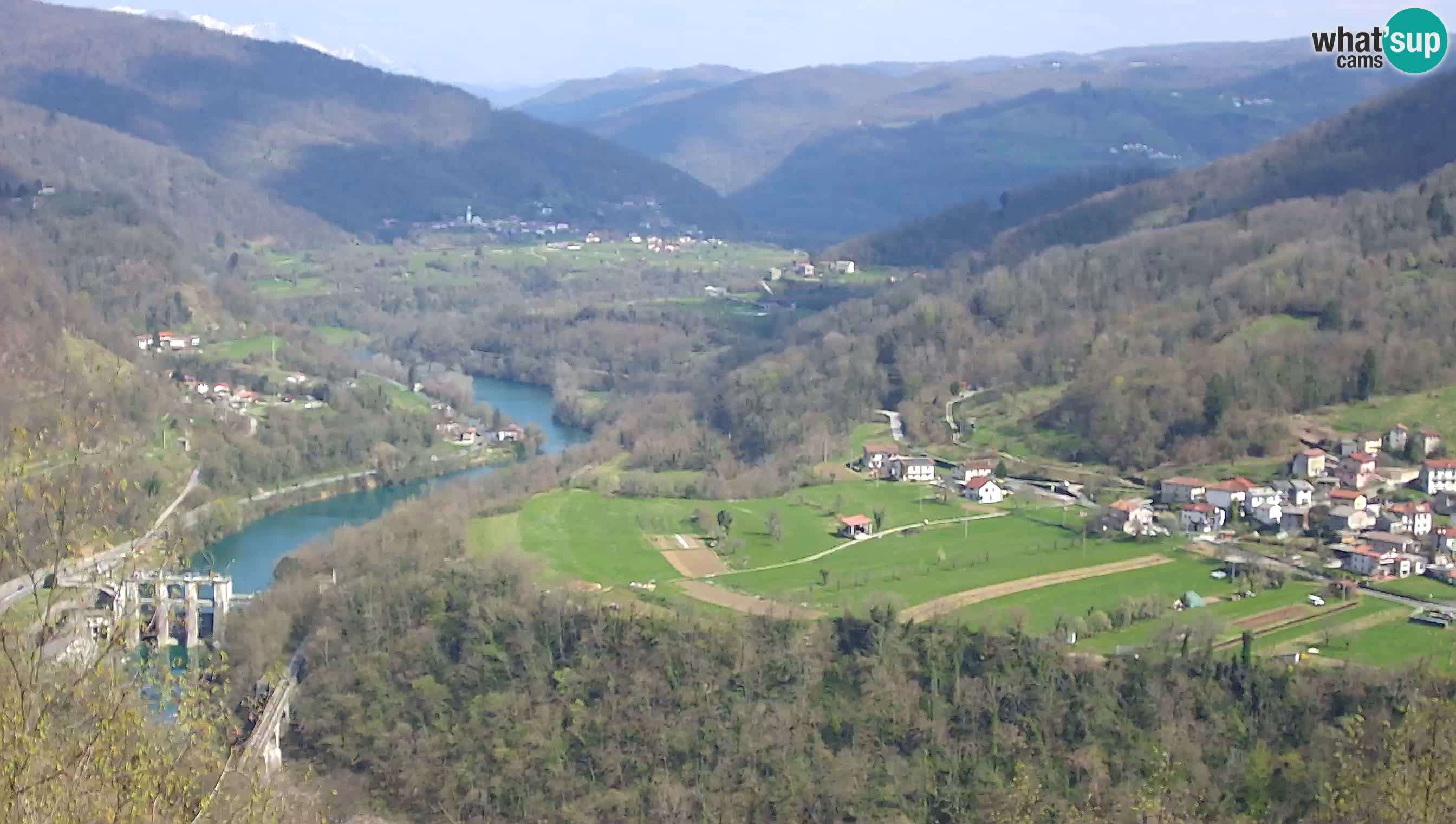 Camera en vivo Kanal ob Soči – Vue sur la rivière Soča, Ajba, Bodrež y Ročinj