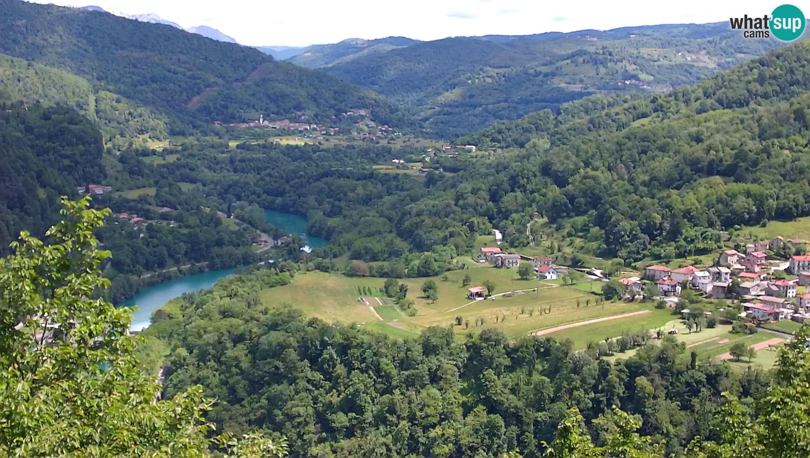 Web kamera Kanal ob Soči – Pogled na rijeku Soču, Ajbu, Bodrež i Ročinj