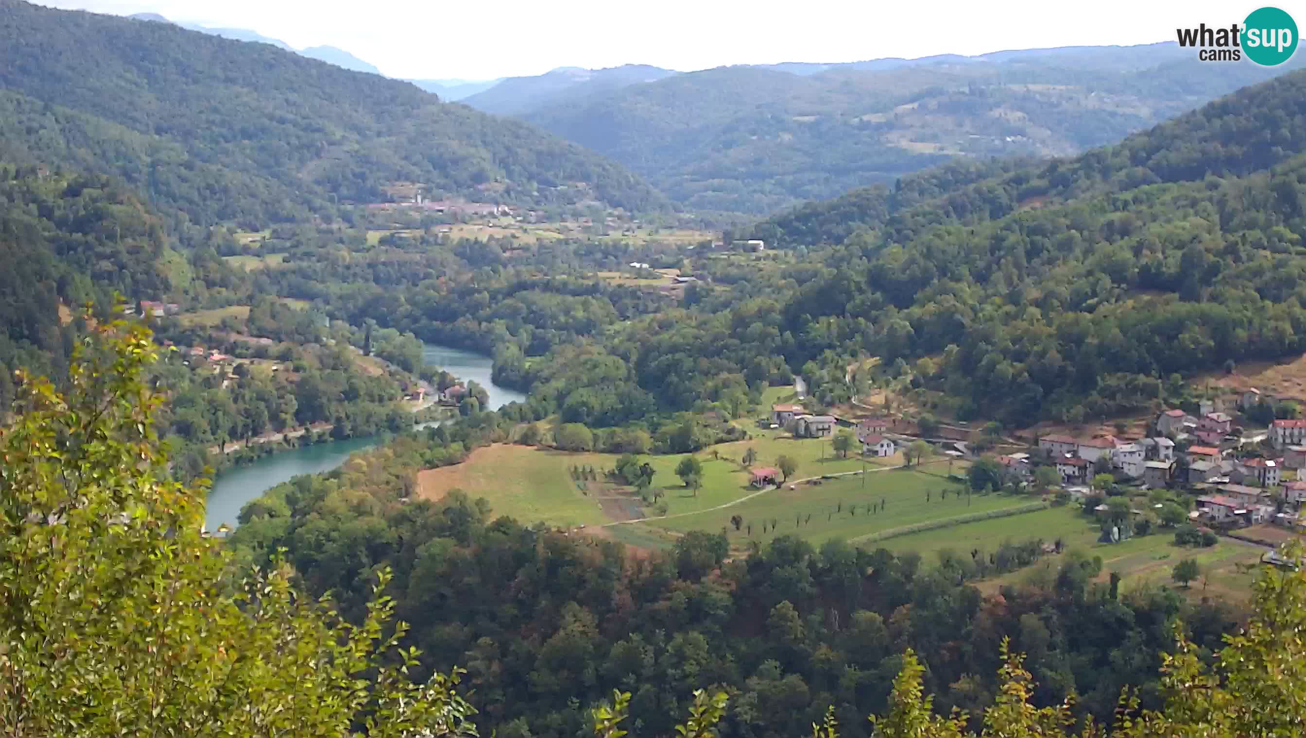 Spletna kamera Kanal ob Soči – pogled na Sočo, Ajbo, Bodrež in Ročinj