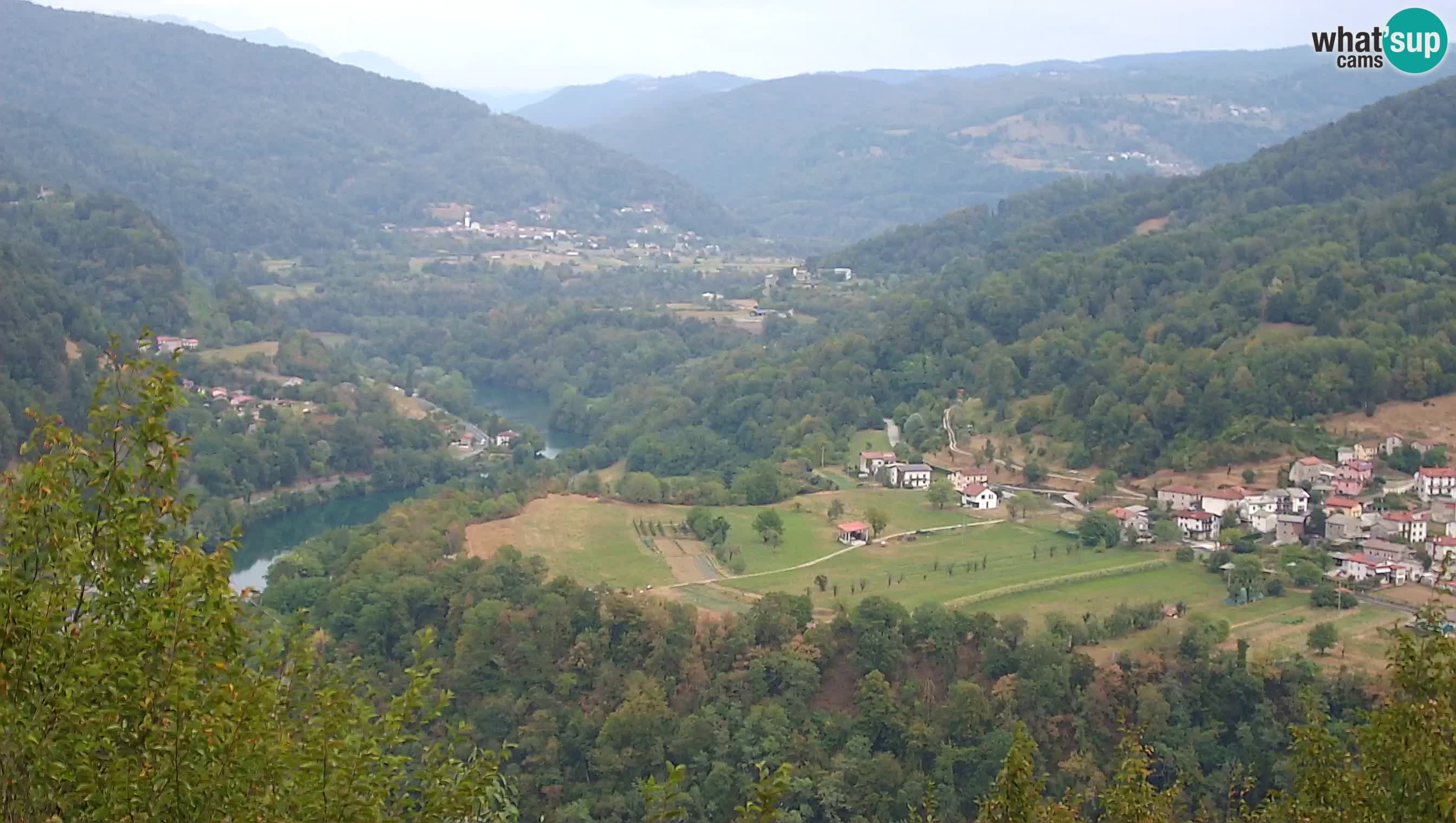 Spletna kamera Kanal ob Soči – pogled na Sočo, Ajbo, Bodrež in Ročinj