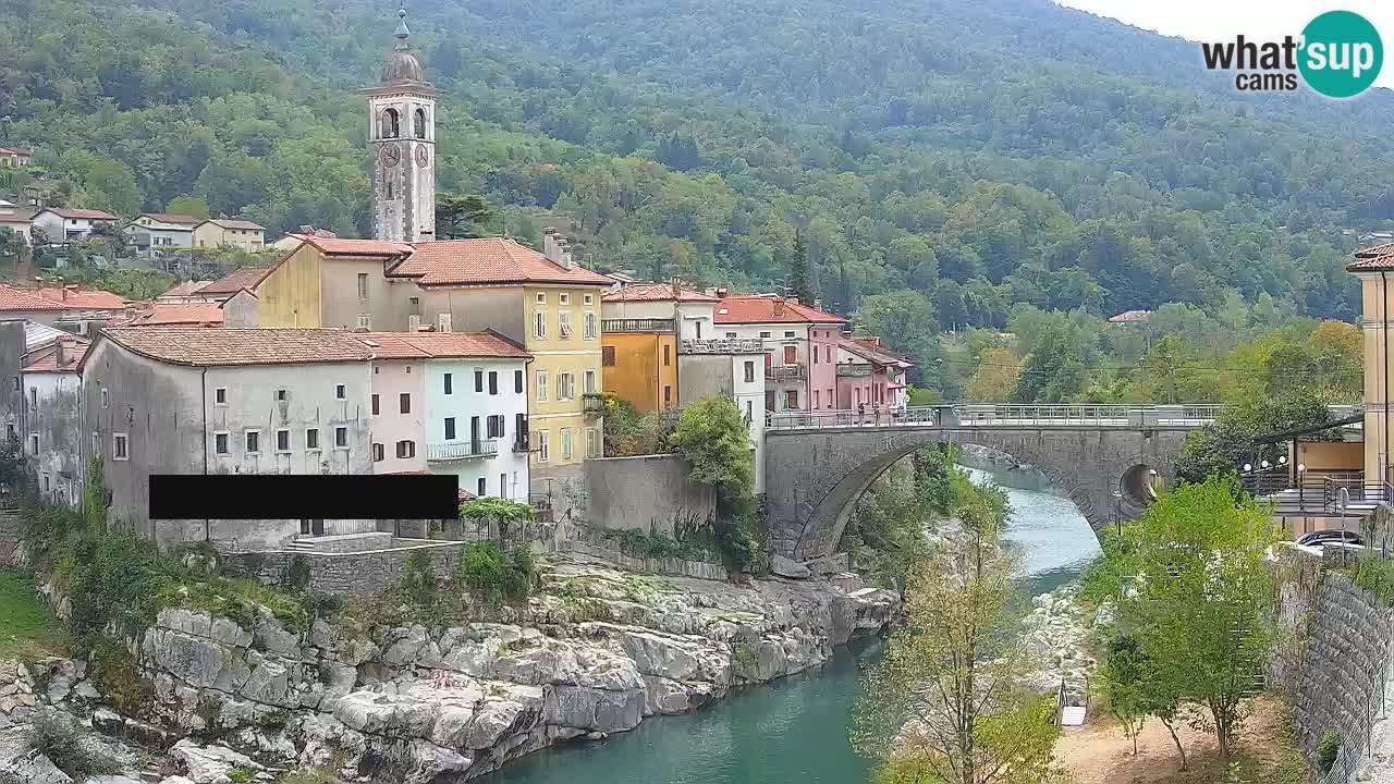 Kanal ob Soči web kamera uživo – Nevjerojatan pogled na staru jezgru grada i poznati most na rijeci Soči