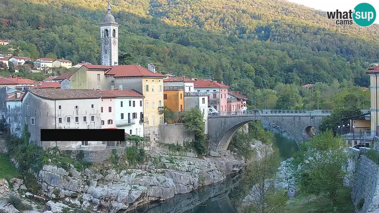 Live-Webcam Kanal ob Soči – Erstaunliche Aussicht auf die Altstadt und die berühmte Brücke am Fluss Soča