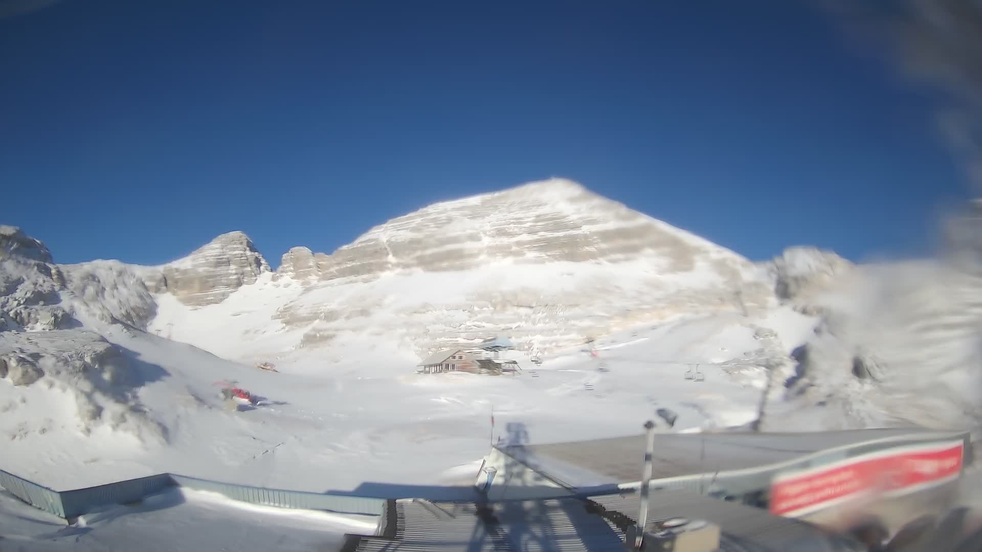 Stazione sciistica Kanin – vista verso Prestreljenik