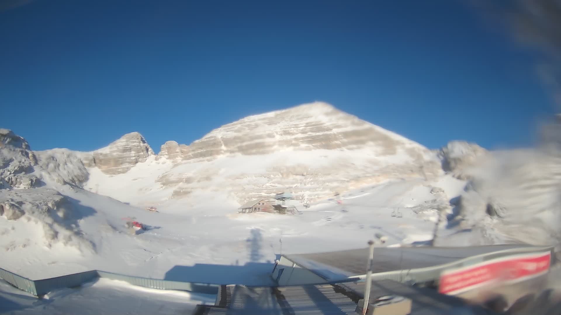 Stazione sciistica Kanin – vista verso Prestreljenik