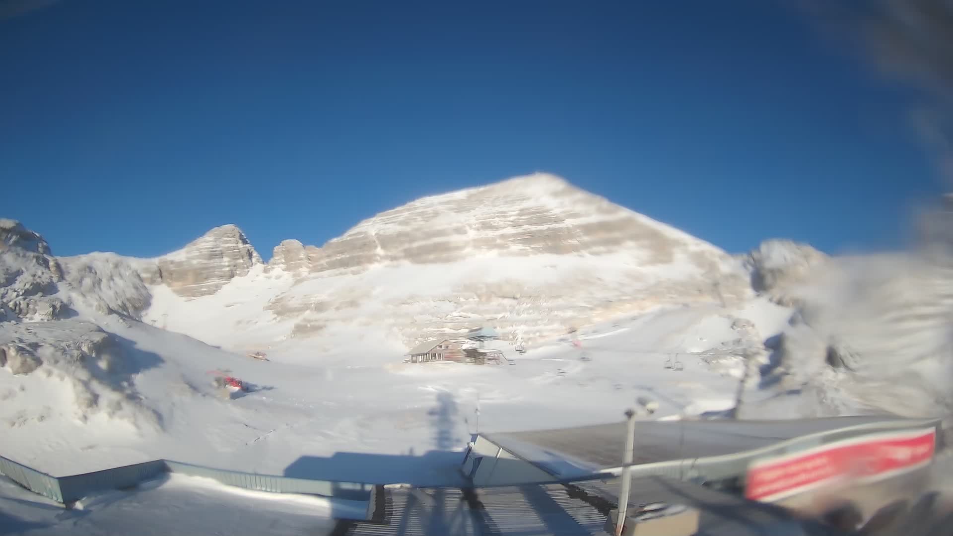 Smučišče Kanin – pogled na Prestreljenik