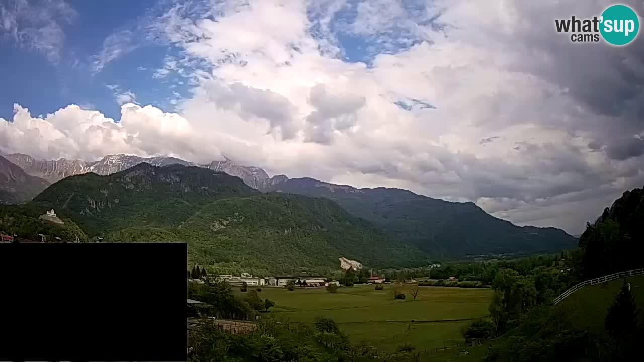 webcam Kobarid – Landefallschirm und Ozbenabstieg