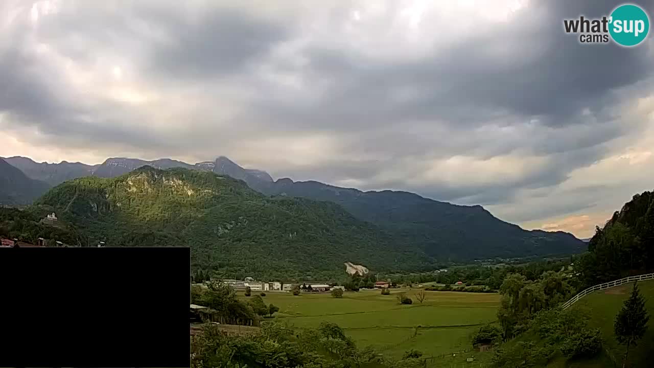webcam Kobarid – Landefallschirm und Ozbenabstieg