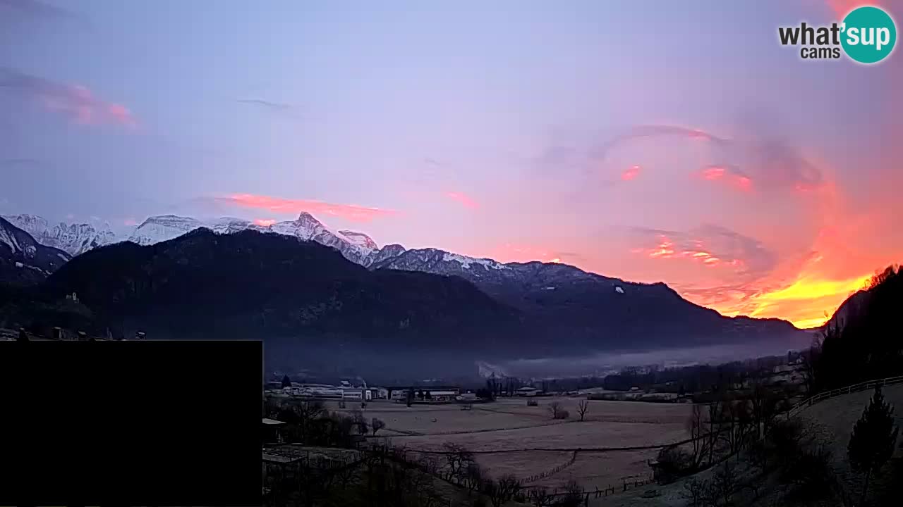 Livecam Caporetto – Parapendio atterraggio e partenza Ozben