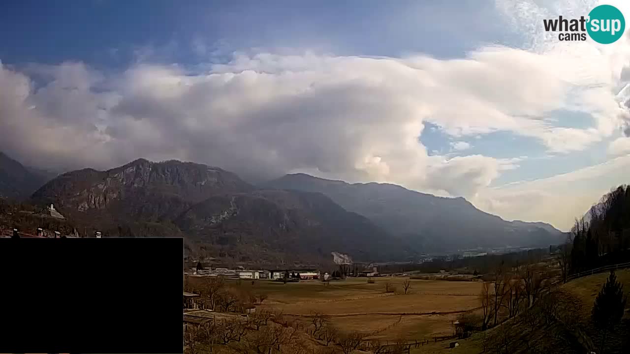 Livecam Caporetto – Parapendio atterraggio e partenza Ozben