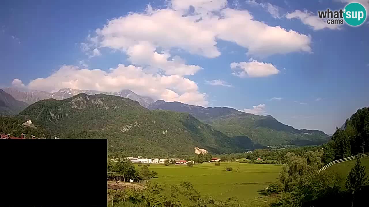 Webcam Kobarid – landing site for sailing paragliders in Kobarid with Ozben takeoff