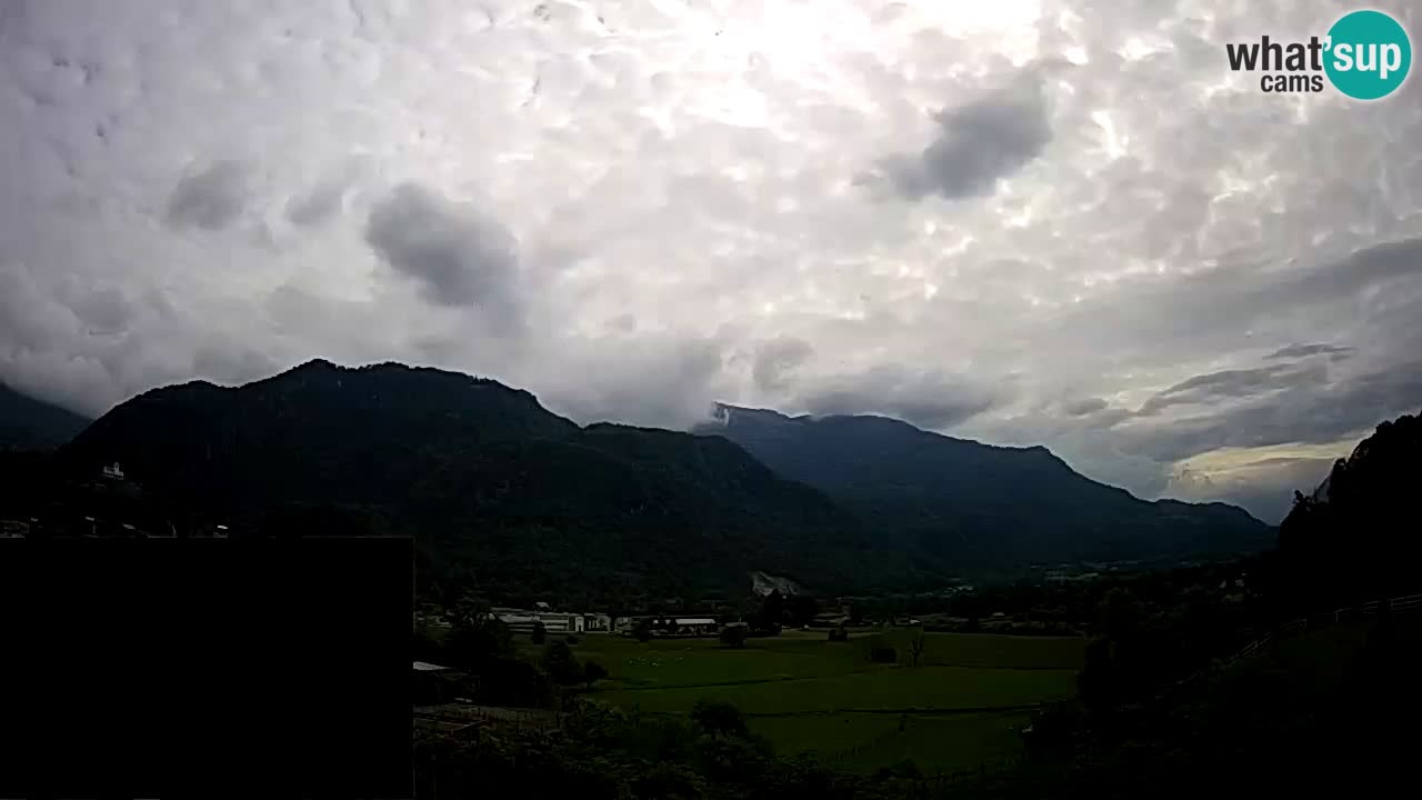 Livecam Caporetto – Parapendio atterraggio e partenza Ozben