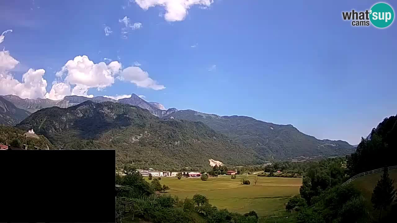 Webcam Kobarid – landing site for sailing paragliders in Kobarid with Ozben takeoff