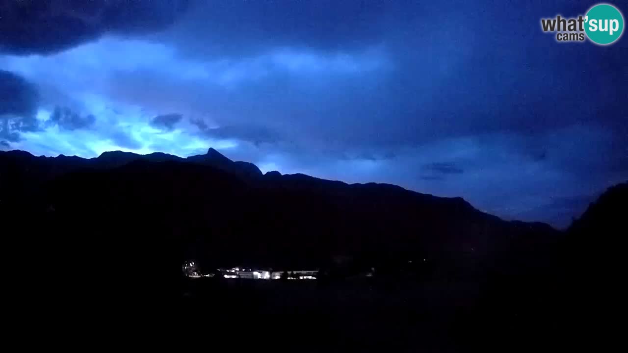 Livecam Caporetto – Parapendio atterraggio e partenza Ozben
