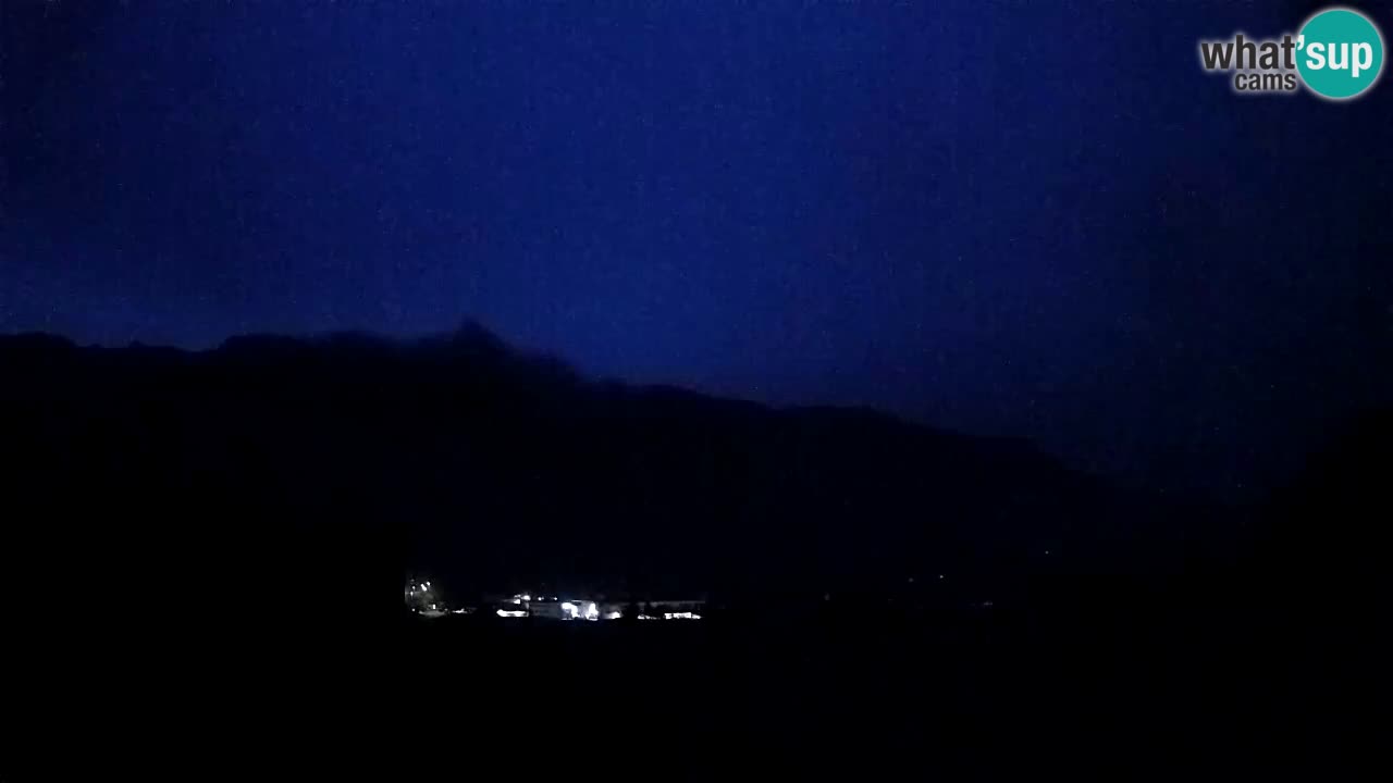 Webcam Kobarid – landing site for sailing paragliders in Kobarid with Ozben takeoff