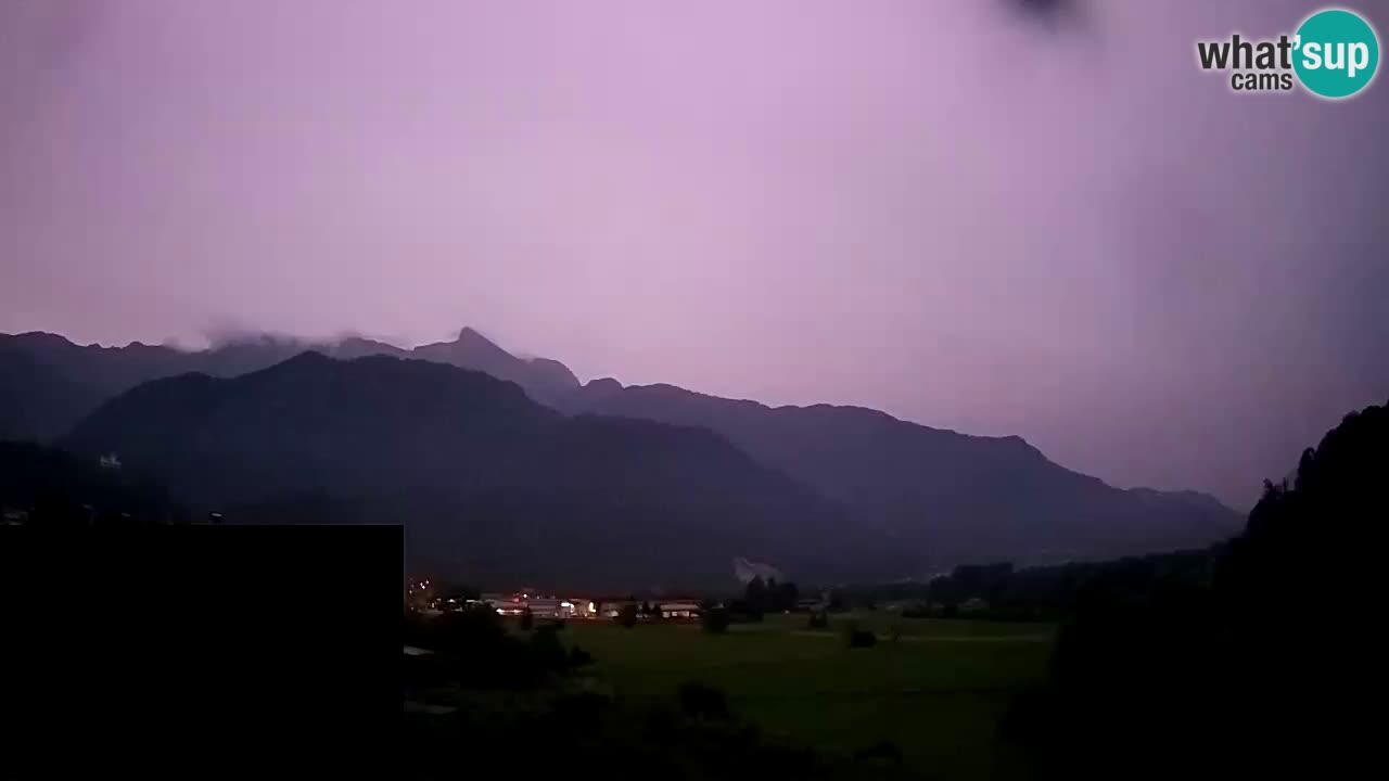 Livecam Caporetto – Parapendio atterraggio e partenza Ozben
