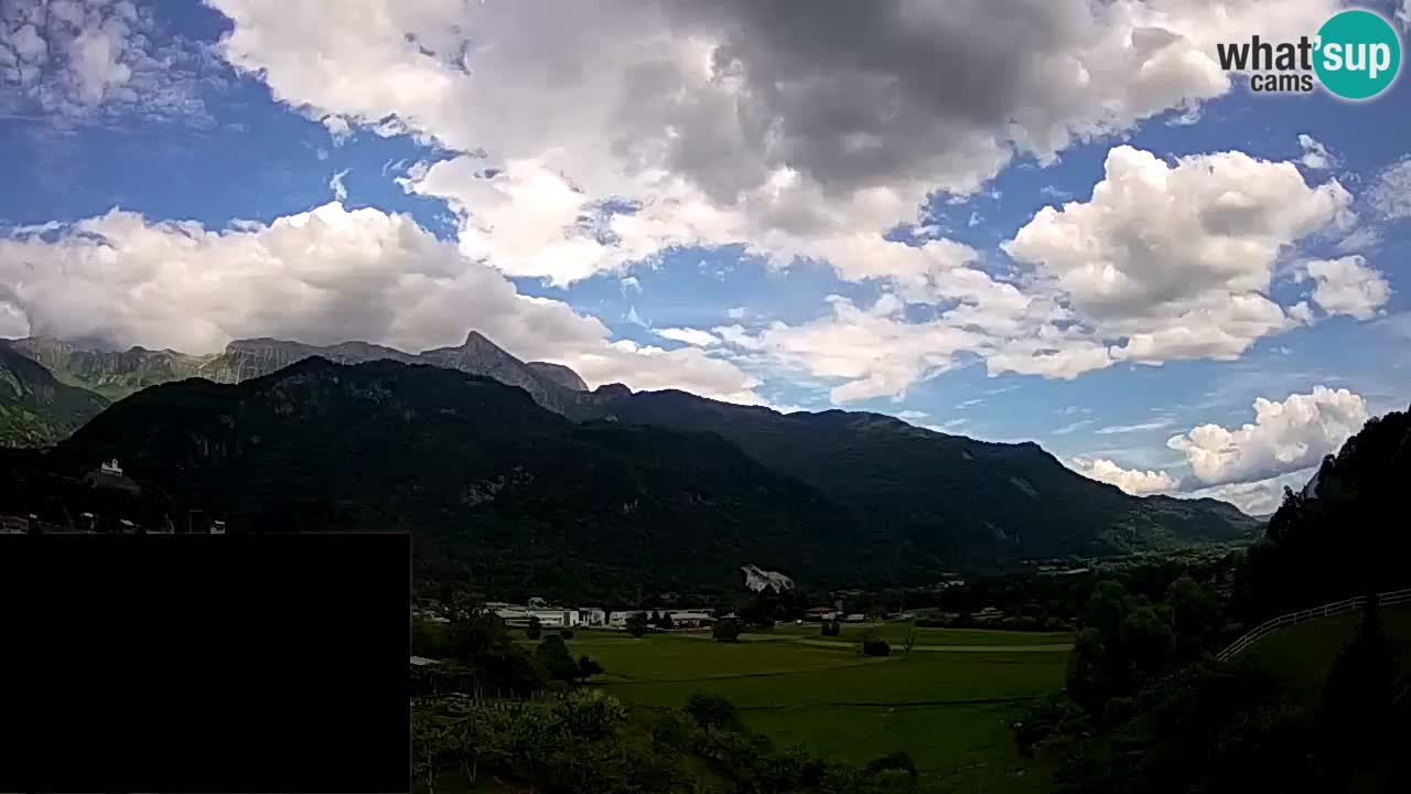 webcam Kobarid – Landefallschirm und Ozbenabstieg