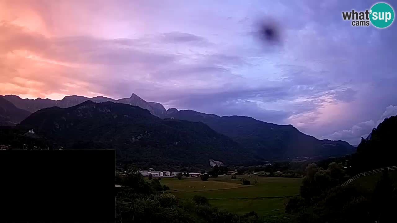 Livecam Caporetto – Parapendio atterraggio e partenza Ozben