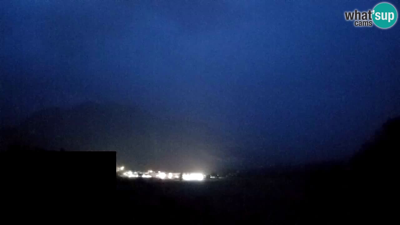 webcam Kobarid – landing site for sailing paragliders in Kobarid with Ozben takeoff