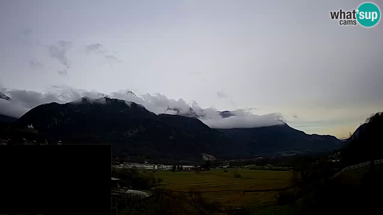 webcam Kobarid – Landefallschirm und Ozbenabstieg