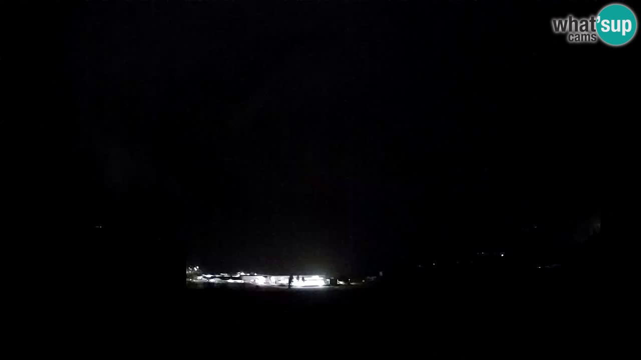 webcam Kobarid – landing site for sailing paragliders in Kobarid with Ozben takeoff