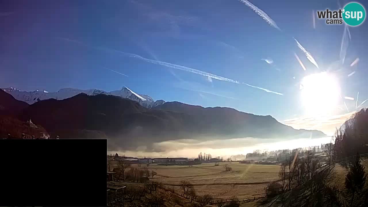 webcam Kobarid – Landefallschirm und Ozbenabstieg