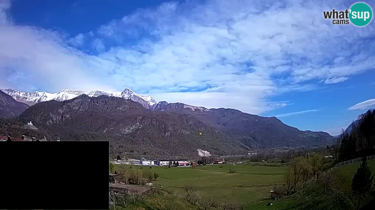 Web kamera Kobarid – slijetanje padobranom – Ozben