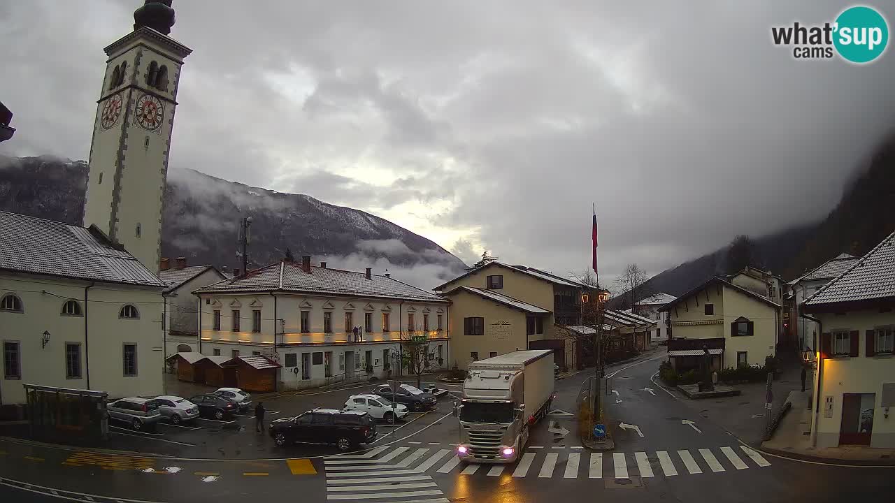 Cámara web en vivo Centro de la ciudad de Kobarid – Valle de Soča – Eslovenia