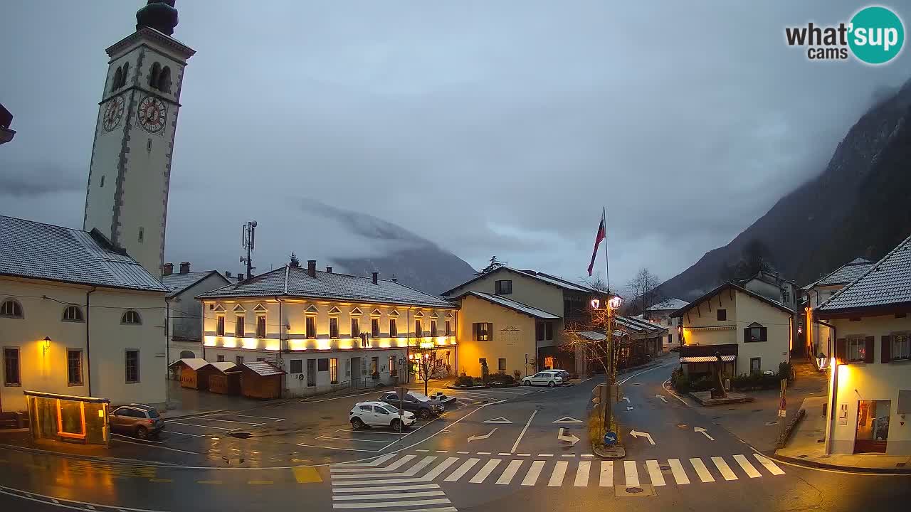 Spletna kamera Kobarid center mesta – dolina Soče – Slovenija