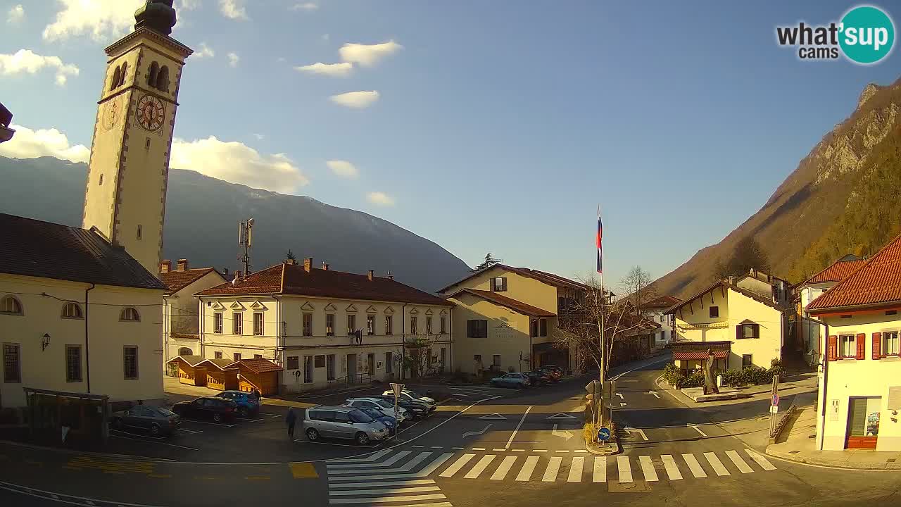 Spletna kamera Kobarid center mesta – dolina Soče – Slovenija