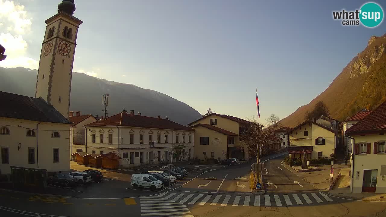 Spletna kamera Kobarid center mesta – dolina Soče – Slovenija