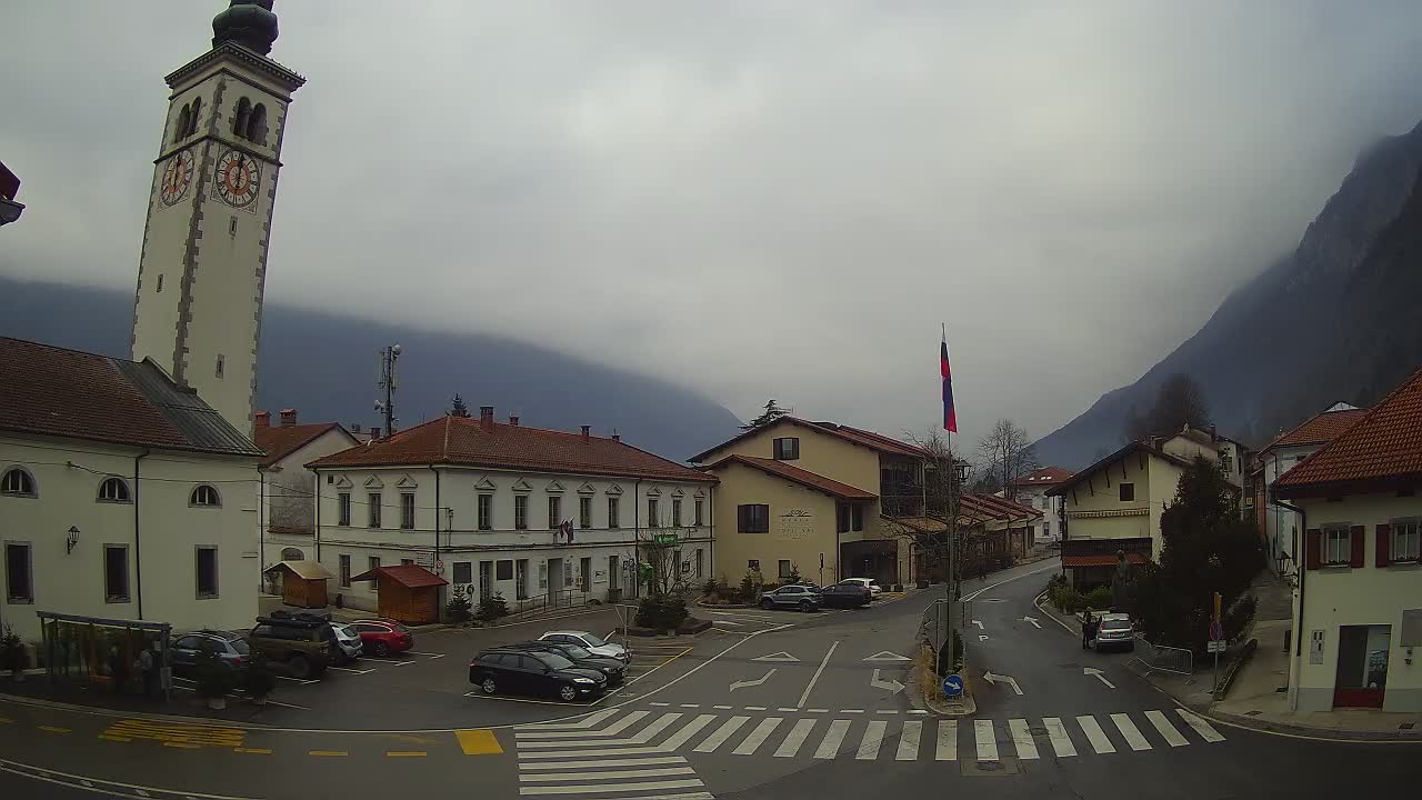 Cámara web en vivo Centro de la ciudad de Kobarid – Valle de Soča – Eslovenia