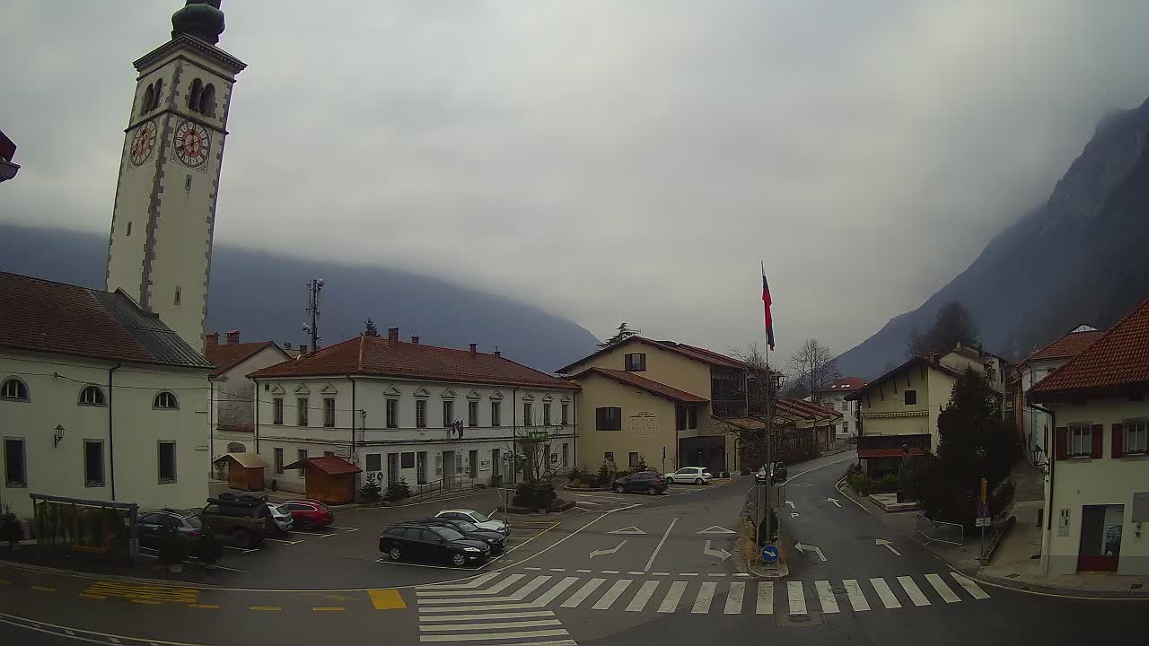 Cámara web en vivo Centro de la ciudad de Kobarid – Valle de Soča – Eslovenia