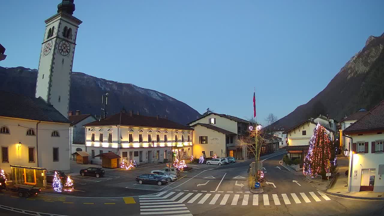 Cámara web en vivo Centro de la ciudad de Kobarid – Valle de Soča – Eslovenia