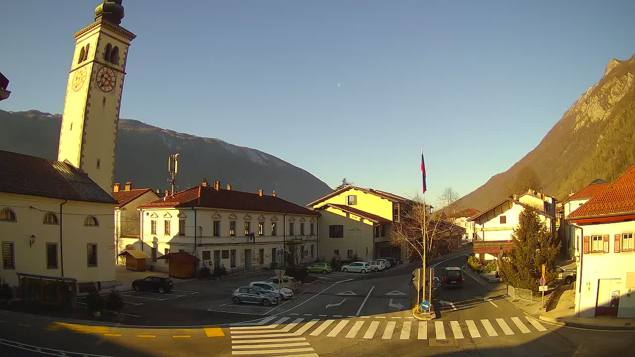 Cámara web en vivo Centro de la ciudad de Kobarid – Valle de Soča – Eslovenia