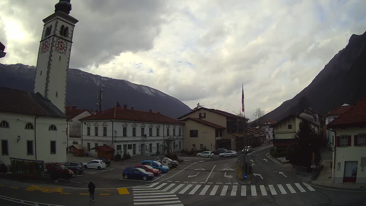 Cámara web en vivo Centro de la ciudad de Kobarid – Valle de Soča – Eslovenia