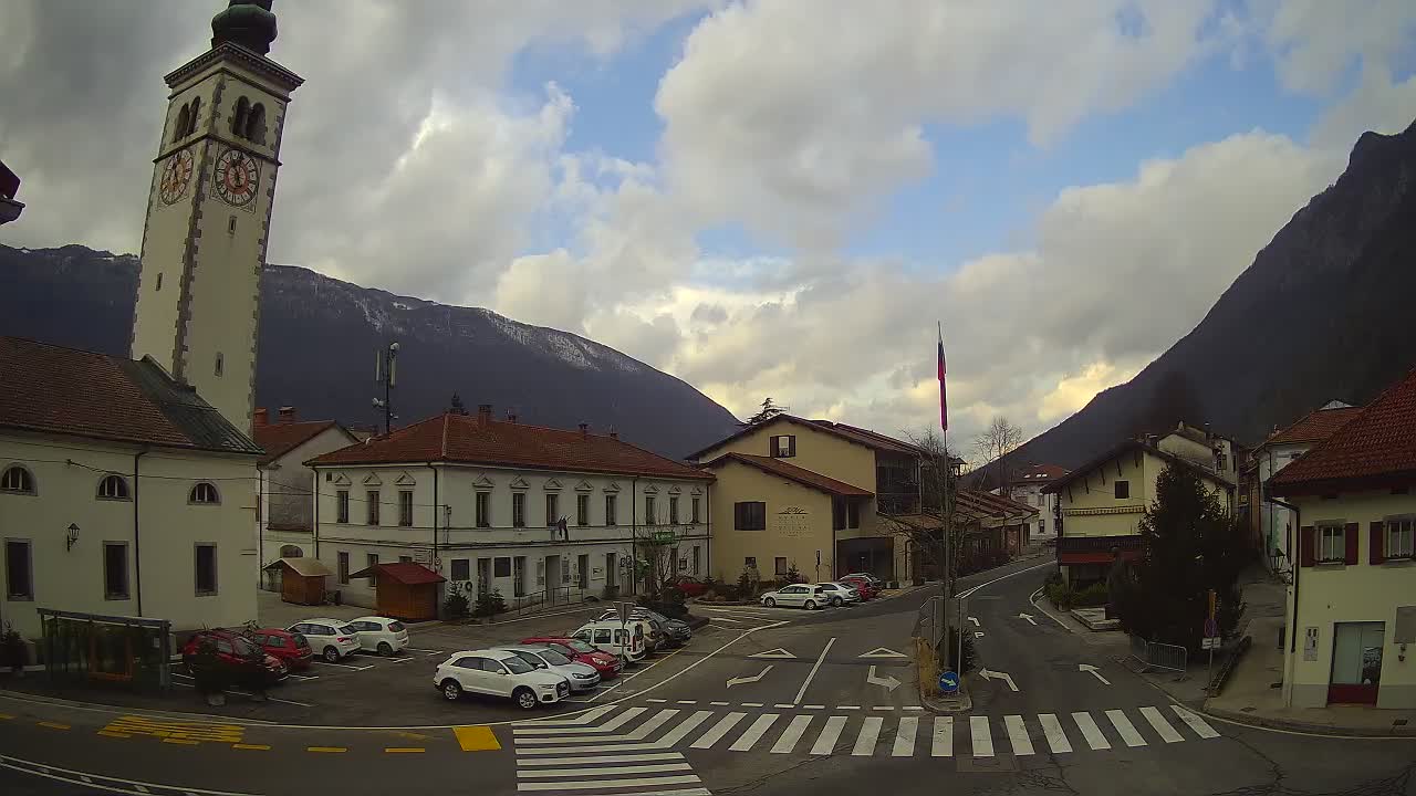 Live webcam Kobarid – Caporetto centro città – Valle dell’Isonzo – Slovenia