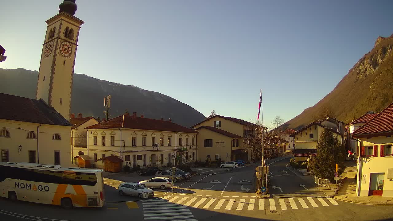 Cámara web en vivo Centro de la ciudad de Kobarid – Valle de Soča – Eslovenia