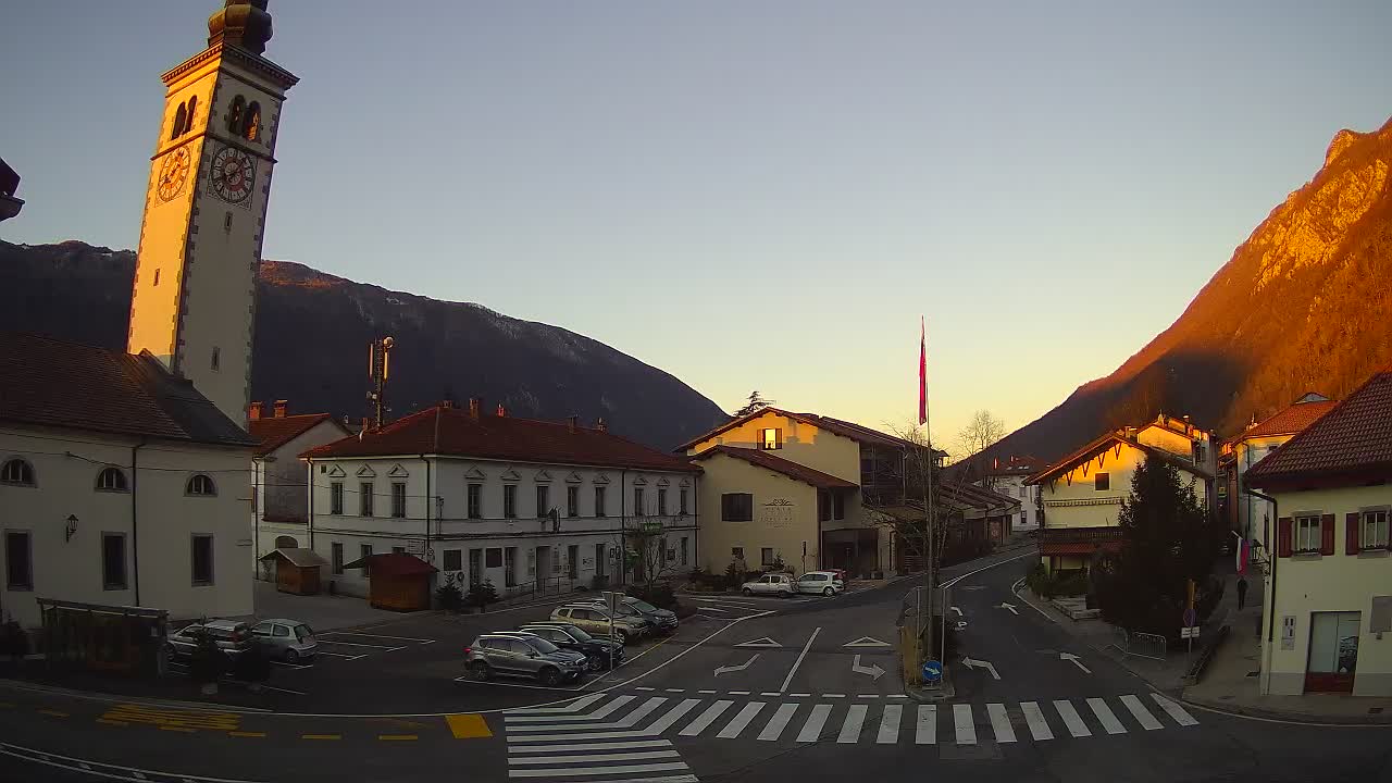 Cámara web en vivo Centro de la ciudad de Kobarid – Valle de Soča – Eslovenia