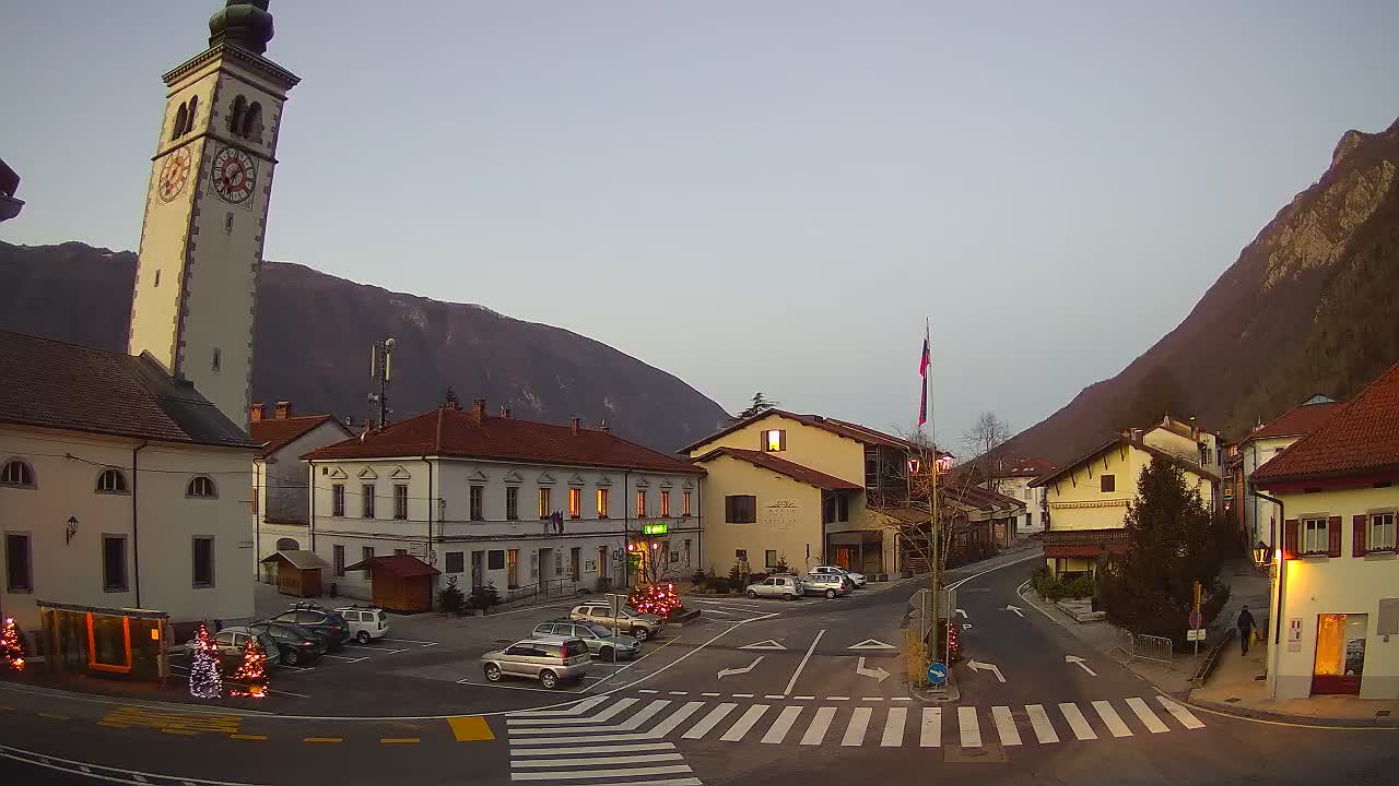 Cámara web en vivo Centro de la ciudad de Kobarid – Valle de Soča – Eslovenia